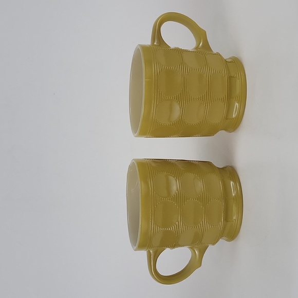 2 - Fire King Anchor Hocking Camelot Thumbprint Mugs "Rare" Coin Dot - Picture 1 of 16